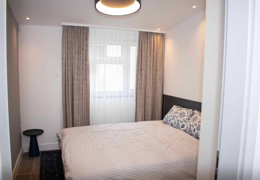 Luxury Cozy 2 Bdr Downtown Apt.7 Budapest Eksteriør bilde
